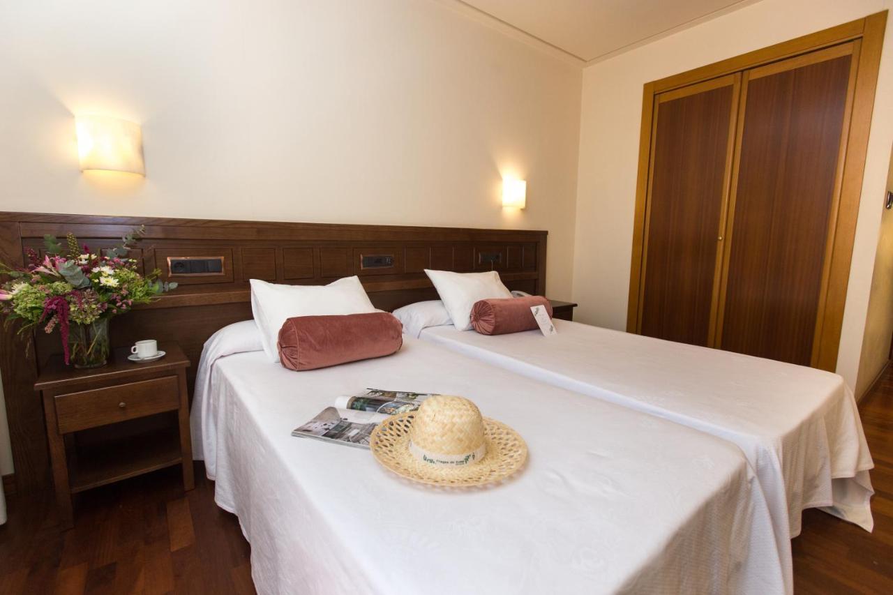 Hotel Garelos Betanzos Eksteriør billede