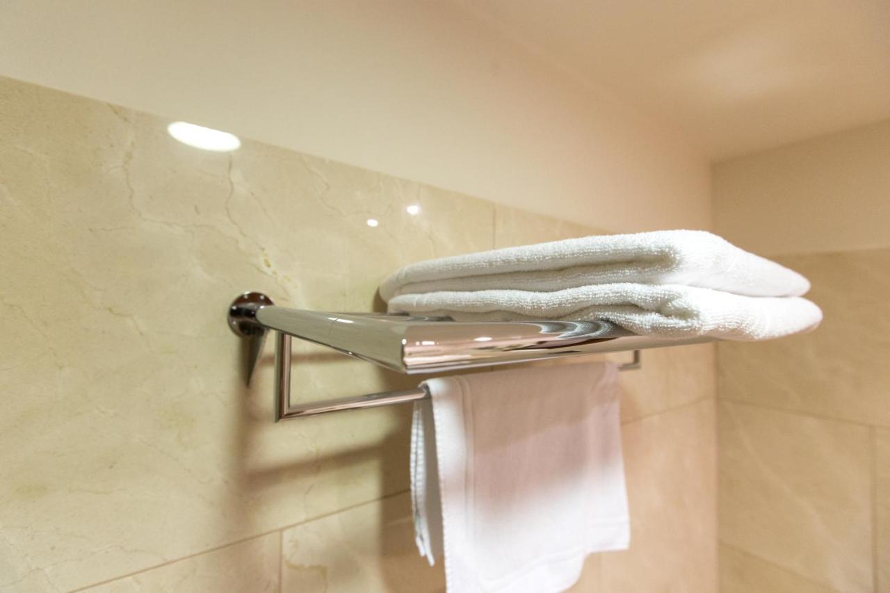 Hotel Garelos Betanzos Eksteriør billede